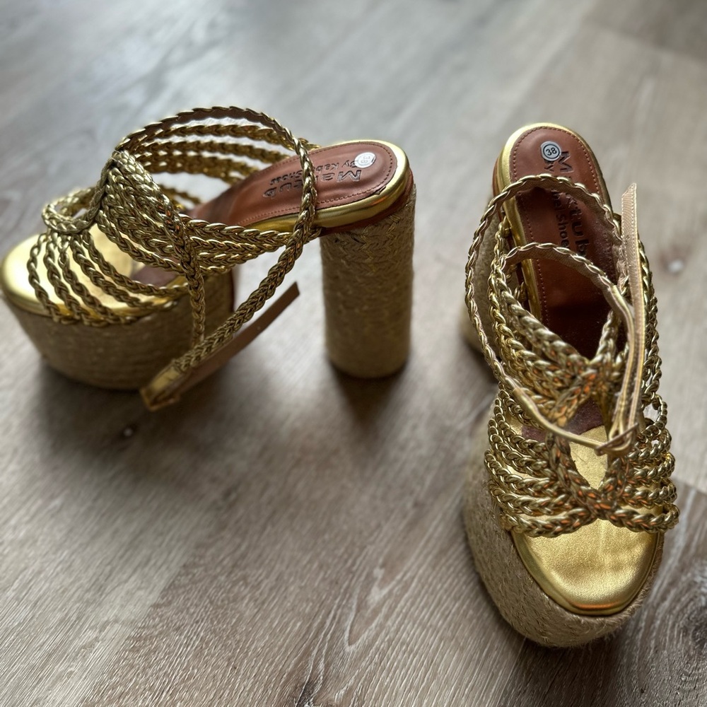 Gold and tan platform heels with a 70s vibe. Brand new, never worn.
